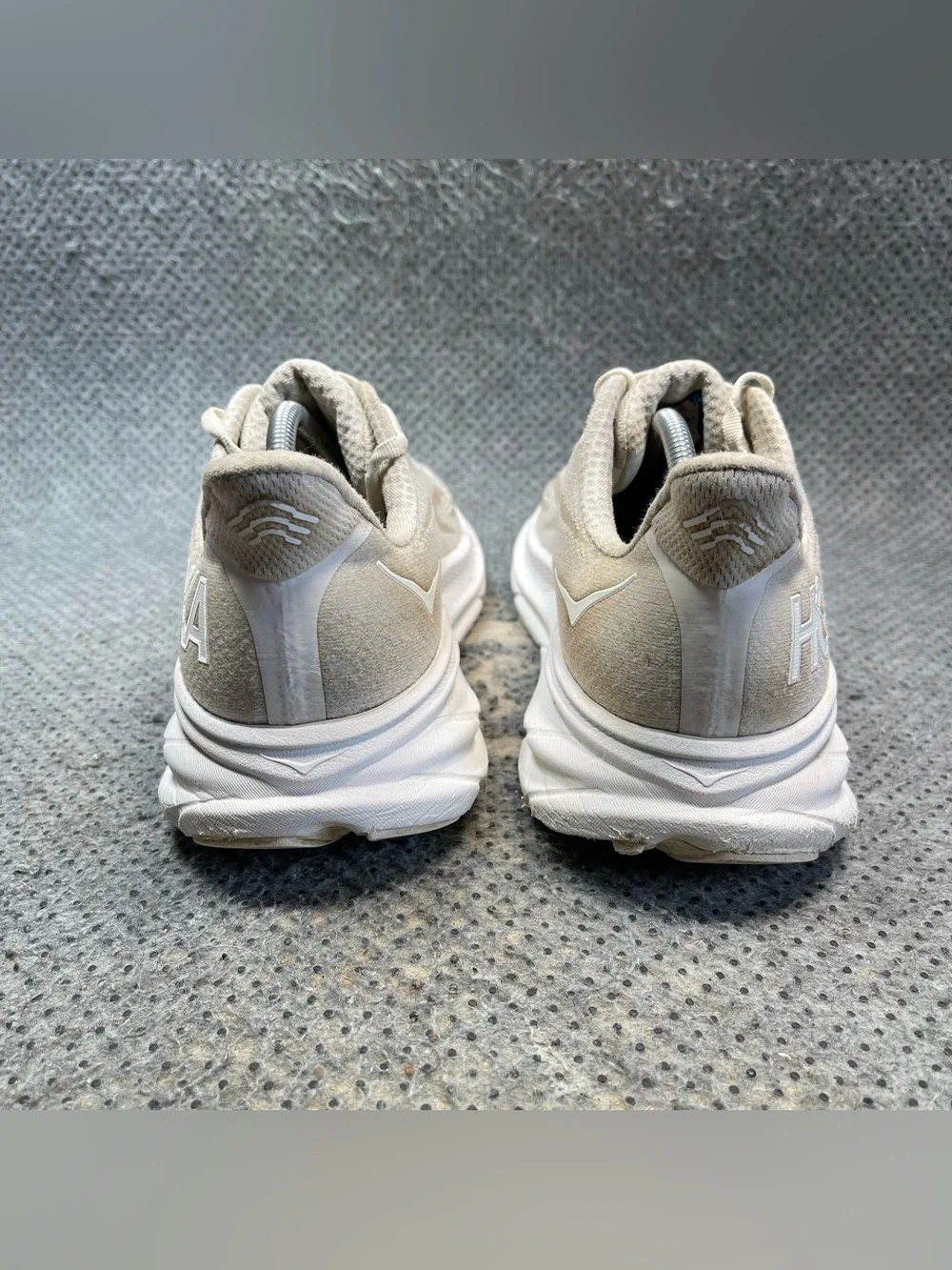 Hoka One One Clifton 9 Running Shoes Size 11.5 Women’s